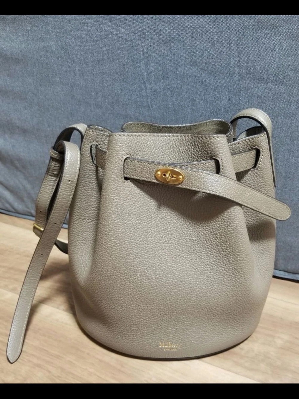 Mulberry Taupe Leather Drawstring Bucket Shoulder Bag
